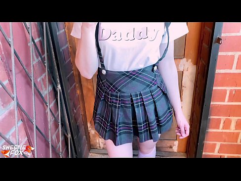 ❤️ Schoolgirl Sucks a dick gu domhainn agus fucks an àite clasaichean. ️ Bhidio gnè aig gd.porn-milf-300.ru ﹏