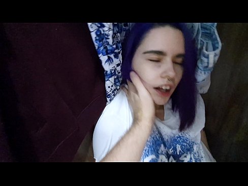 ❤️ Lorg mi mo sis anns a’ chlòsaid agus chuidich i cum ️  Bhidio gnè  aig gd.porn-milf-300.ru ﹏